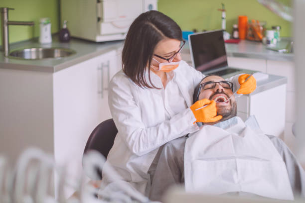Best Emergency Dental Services Near Me  in Gnadenhutten, OH