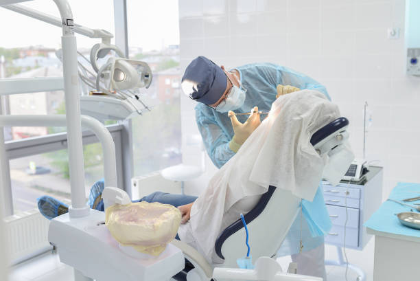 Best Dentist Open Late Near Me  in Gnadenhutten, OH